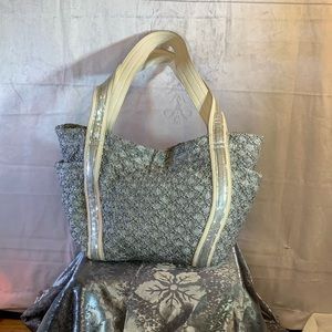 Carlos Silver and White Sequin Purse